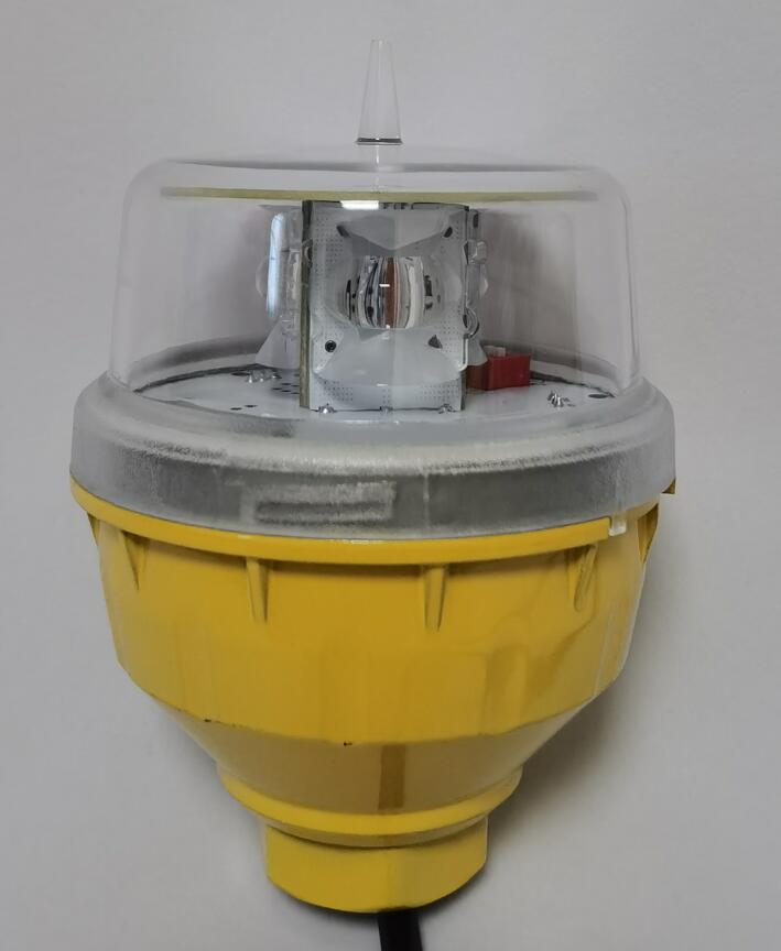 L-810 obstruction light
